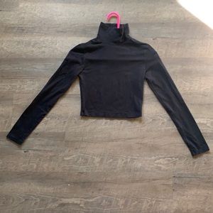 Black cropped turtleneck